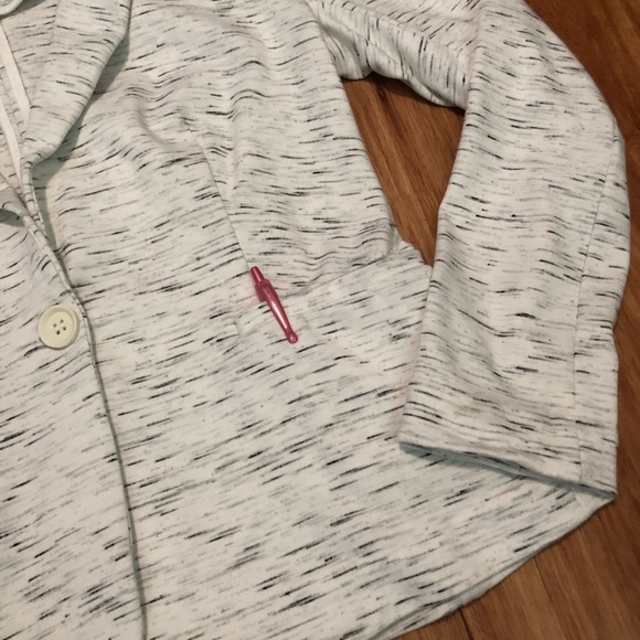 NWOT Olivia Moon Collared Blazer - Picture 8 of 9